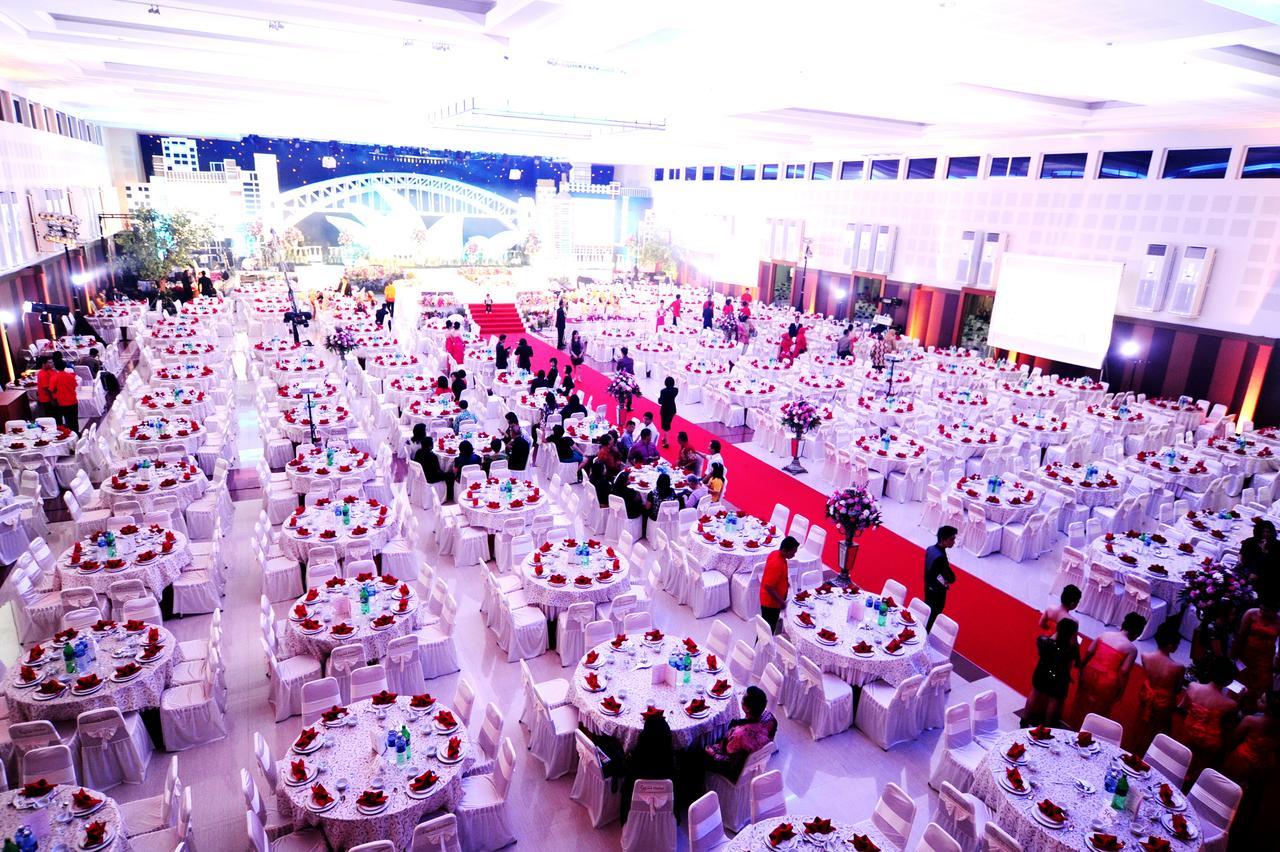 เรจีนา โฮเต็ล เปมาลัง Hotel Pemalang ภายนอก รูปภาพ