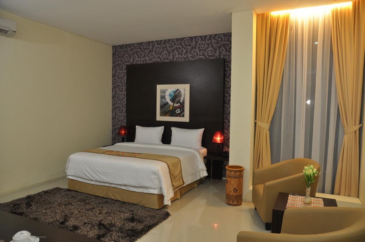 เรจีนา โฮเต็ล เปมาลัง Hotel Pemalang ภายนอก รูปภาพ