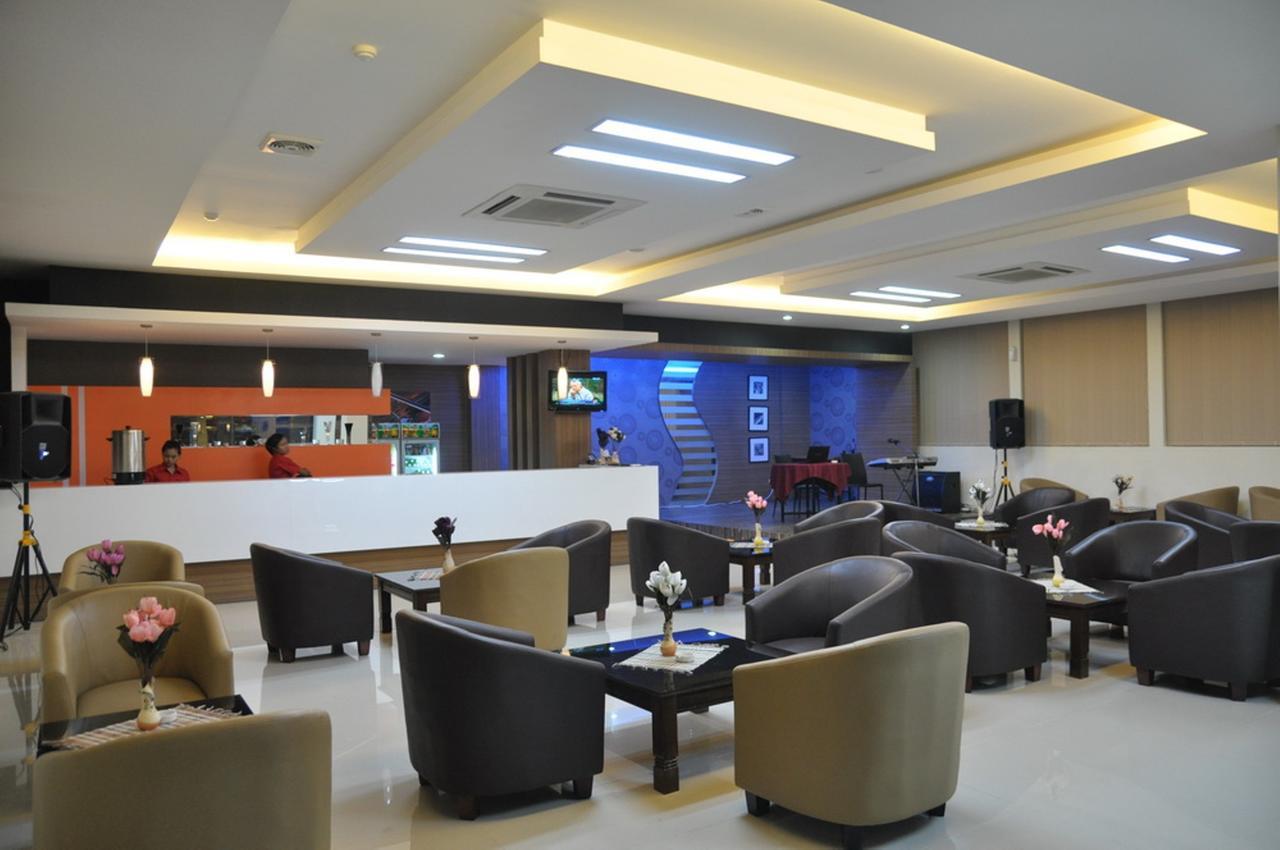 เรจีนา โฮเต็ล เปมาลัง Hotel Pemalang ภายนอก รูปภาพ